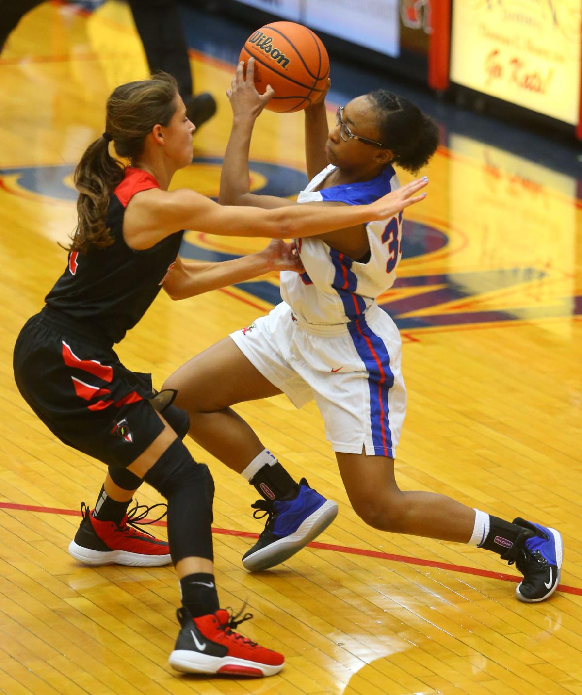 Taylor vs KHS GBB 11.JPG