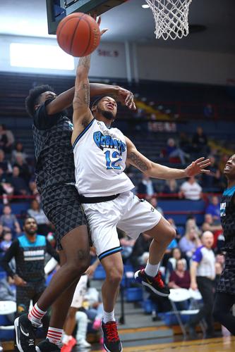 BobKats vs Warriors 43.jpg