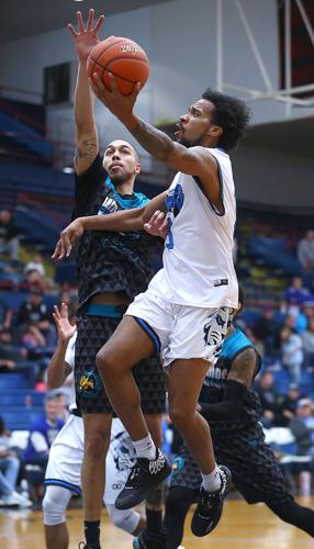 BobKats vs Warriors 65.jpg