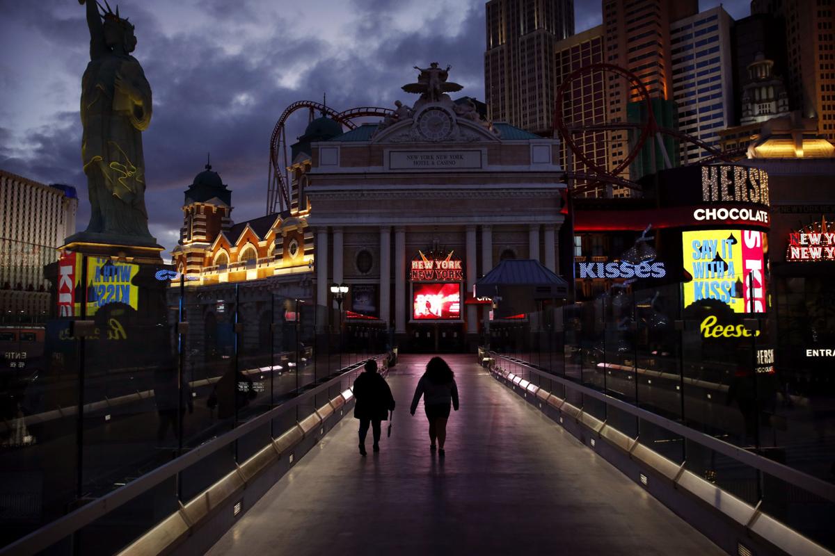 Virus Outbreak Empty Landmarks Photo Gallery