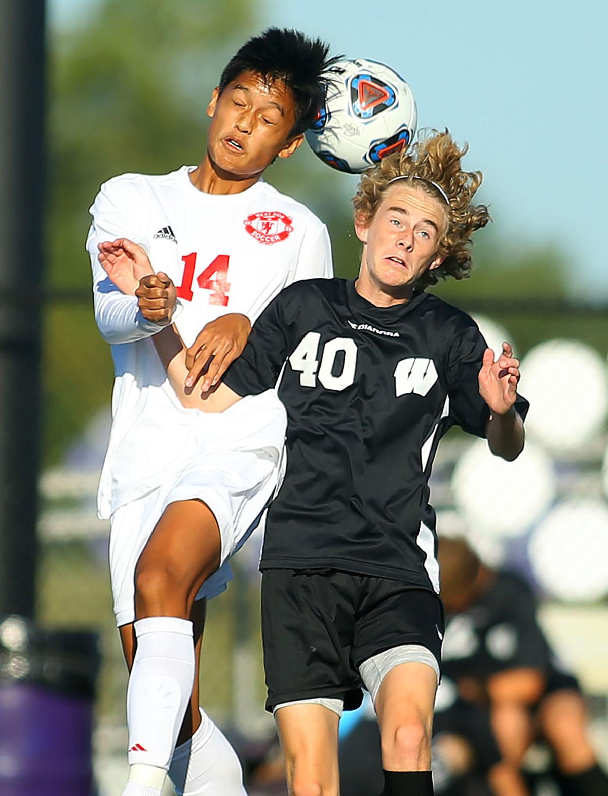 Western vs WL soccer 03.jpg
