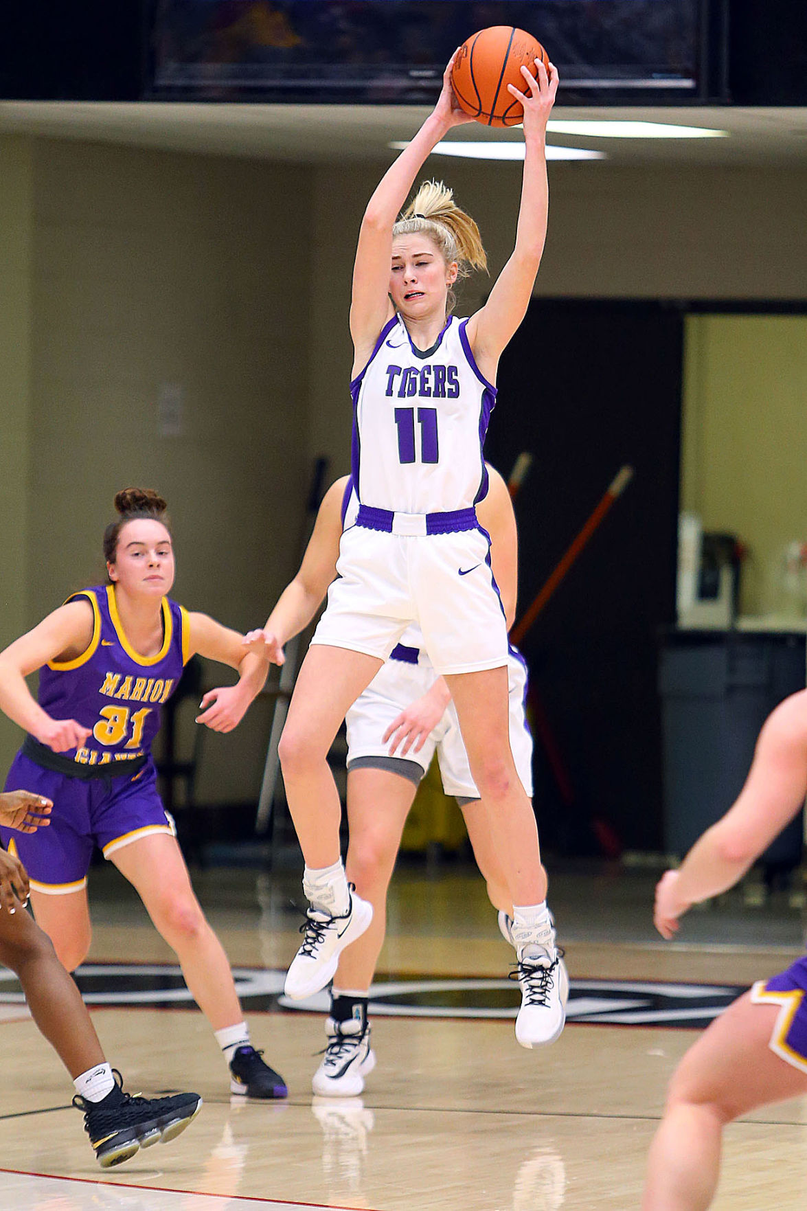 Sec Girls BB - NHS vs Marion 06.jpg