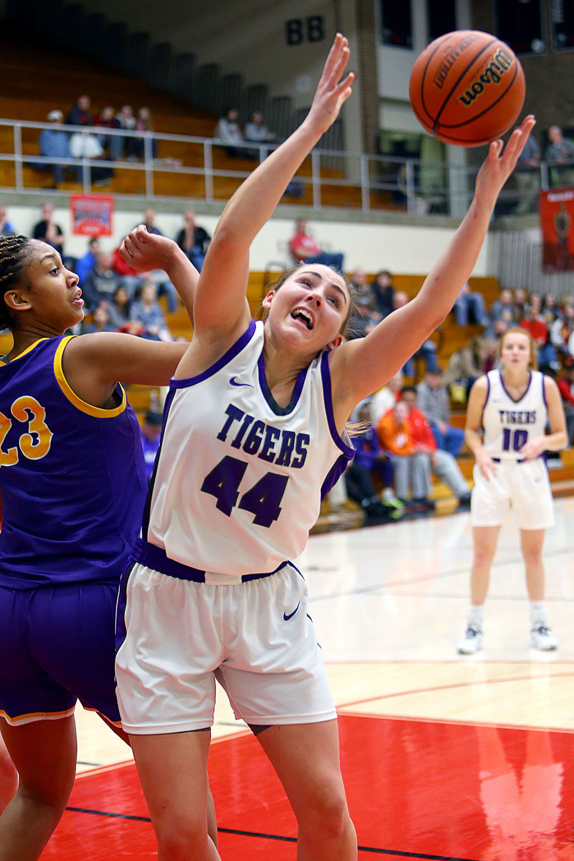 Sec Girls BB - NHS vs Marion 08.jpg