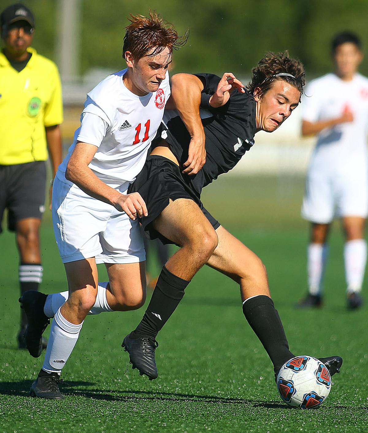 Western vs WL soccer 18.jpg