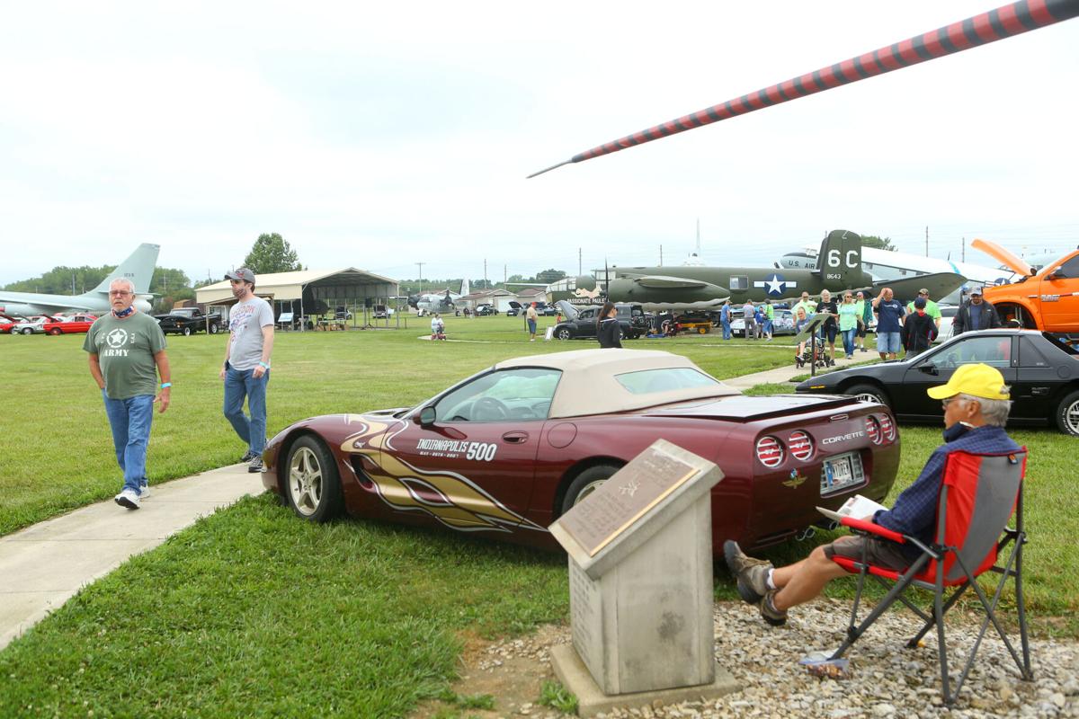 Warbird Cruise-In WEB ONLY 15.JPG