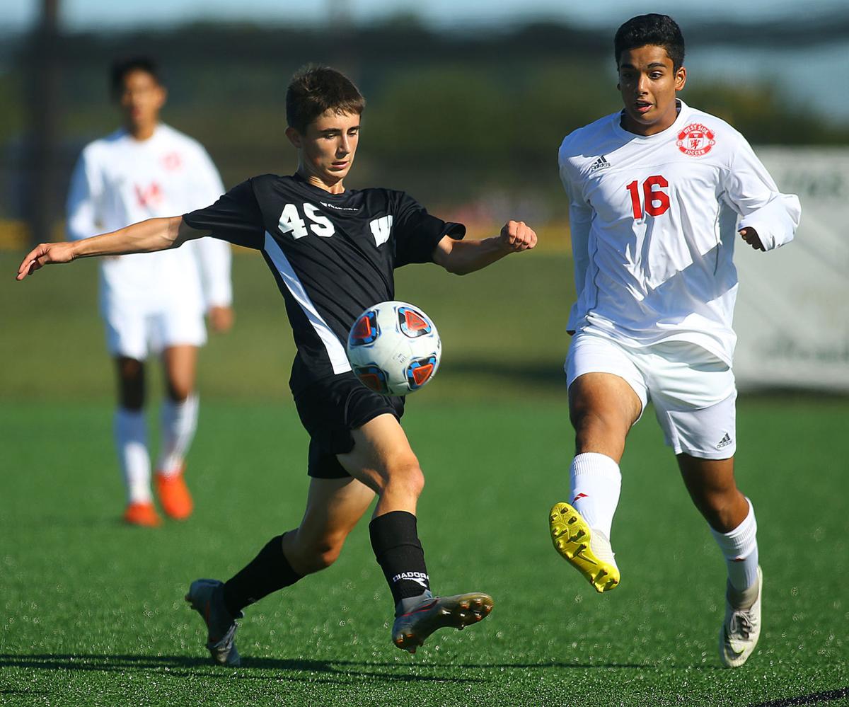 Western vs WL soccer 19.jpg