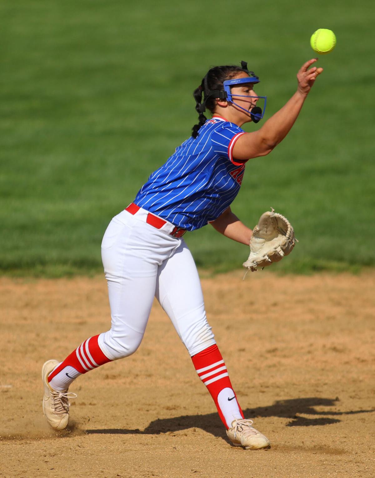 EHS vs KHS softball WEB ONLY 21.JPG