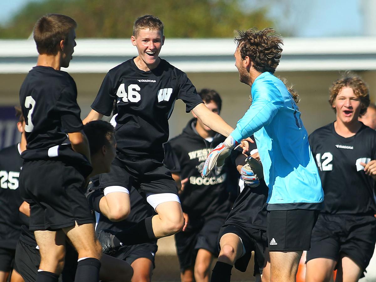 Western vs WL soccer 24.jpg
