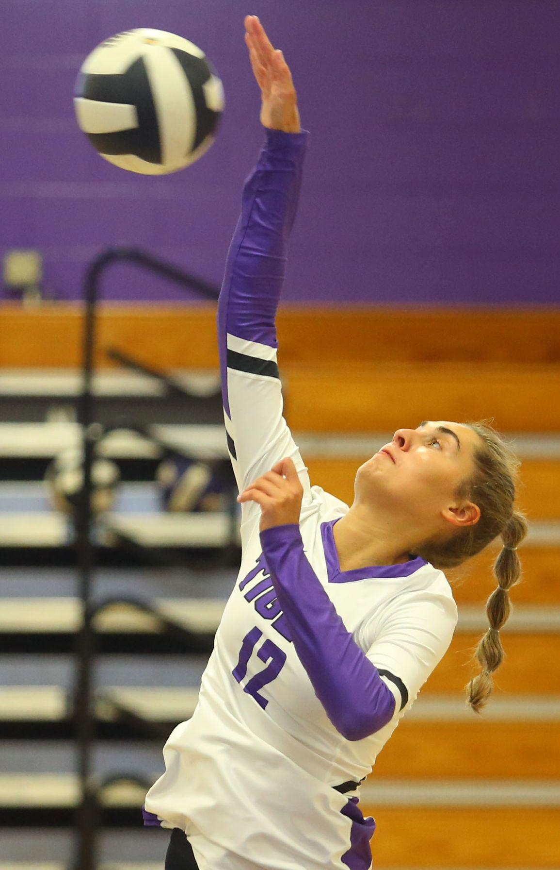 NW vs CC vball 06.JPG