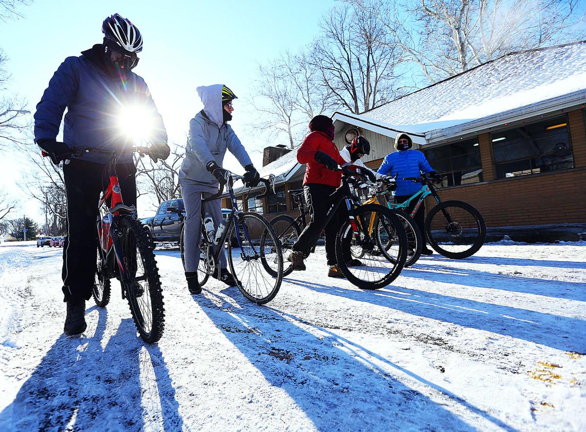 Braving The Elements Bicyclists Participate In 48th Annual Ride Local News Kokomotribune Com