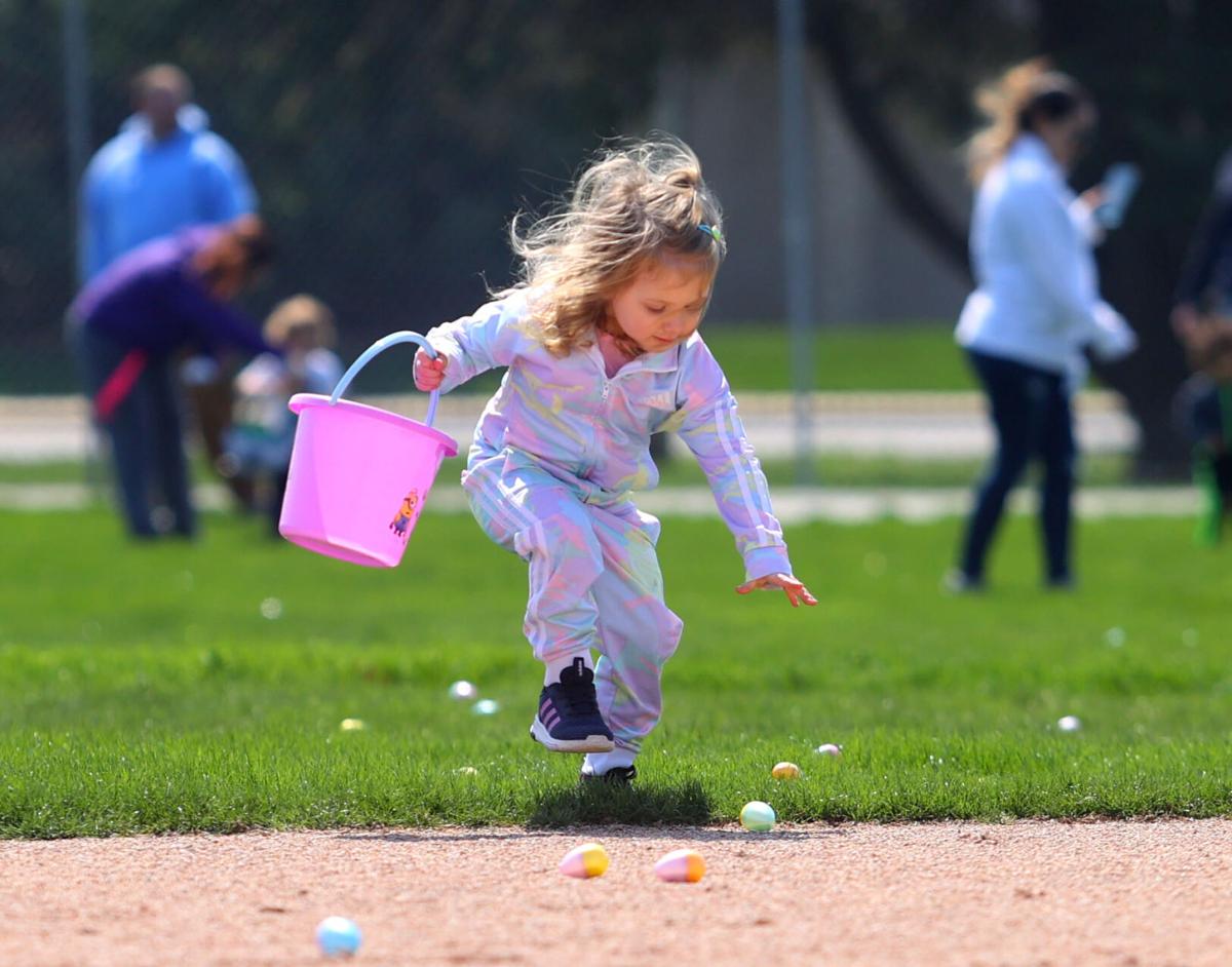 Youth Easter Egg Hunt WEB ONLY 05.JPG