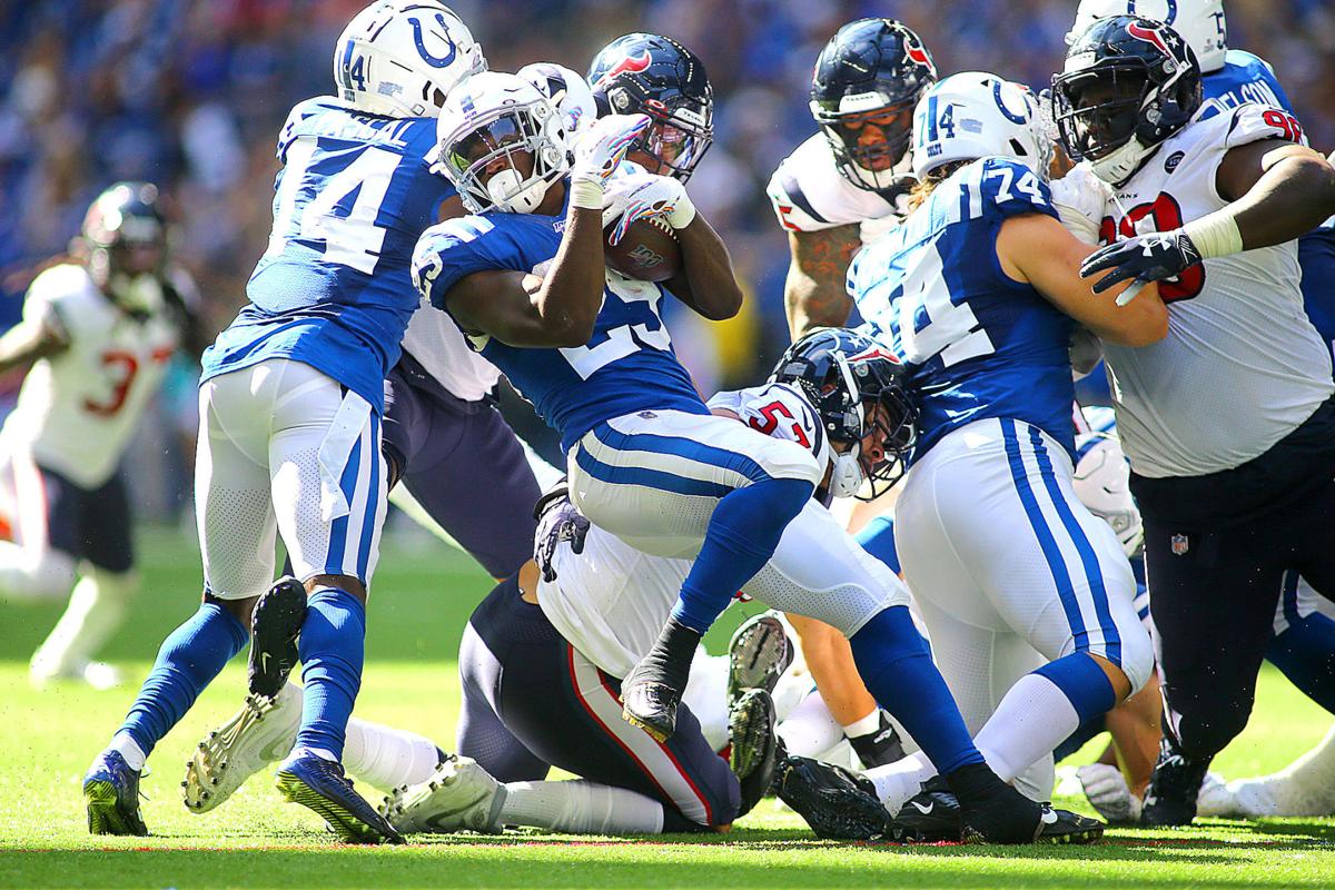 Colts vs Texans 17.jpg