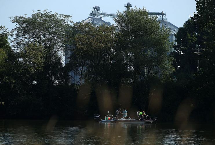 Kids Fishing Clinic graduation 03.jpg
