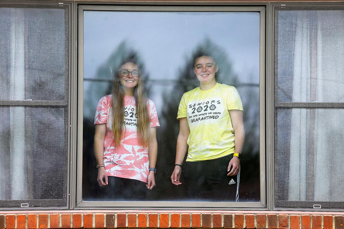 Senior-Brooklyn and Sammie Garber.jpg