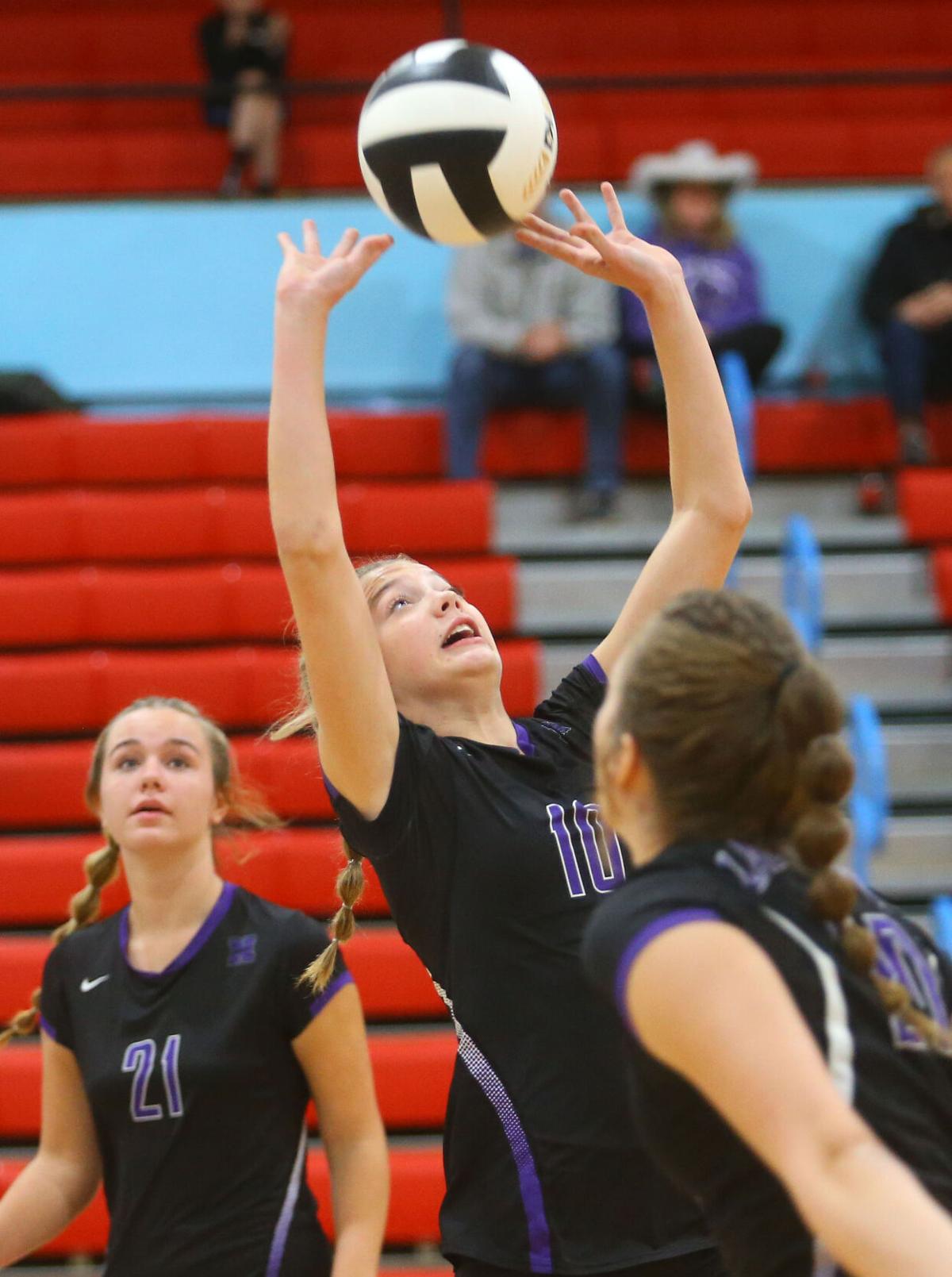 NW vs Mac sect vball WEB ONLY 17.JPG