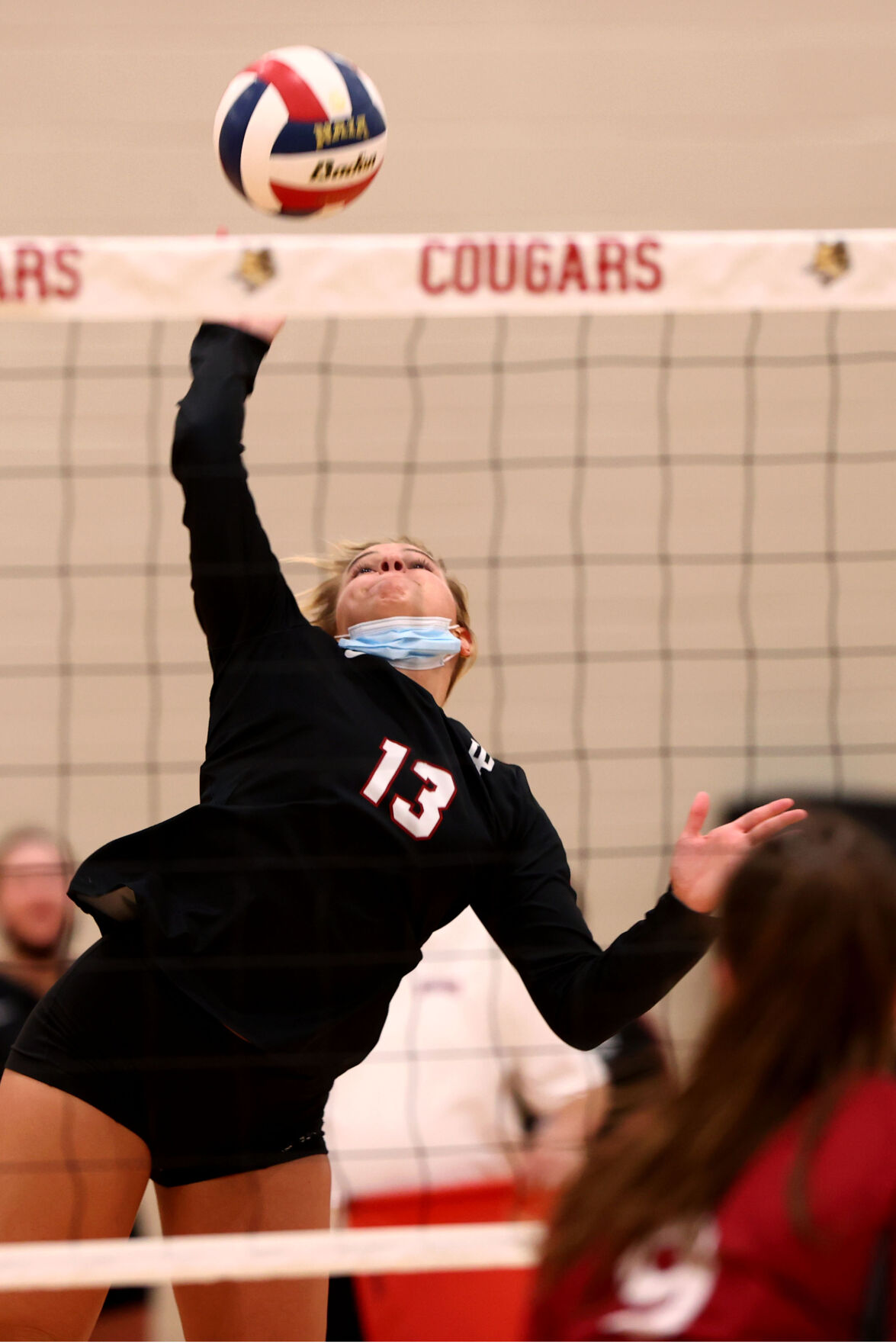 Volleyball IUK vs Aquinas 04.JPG