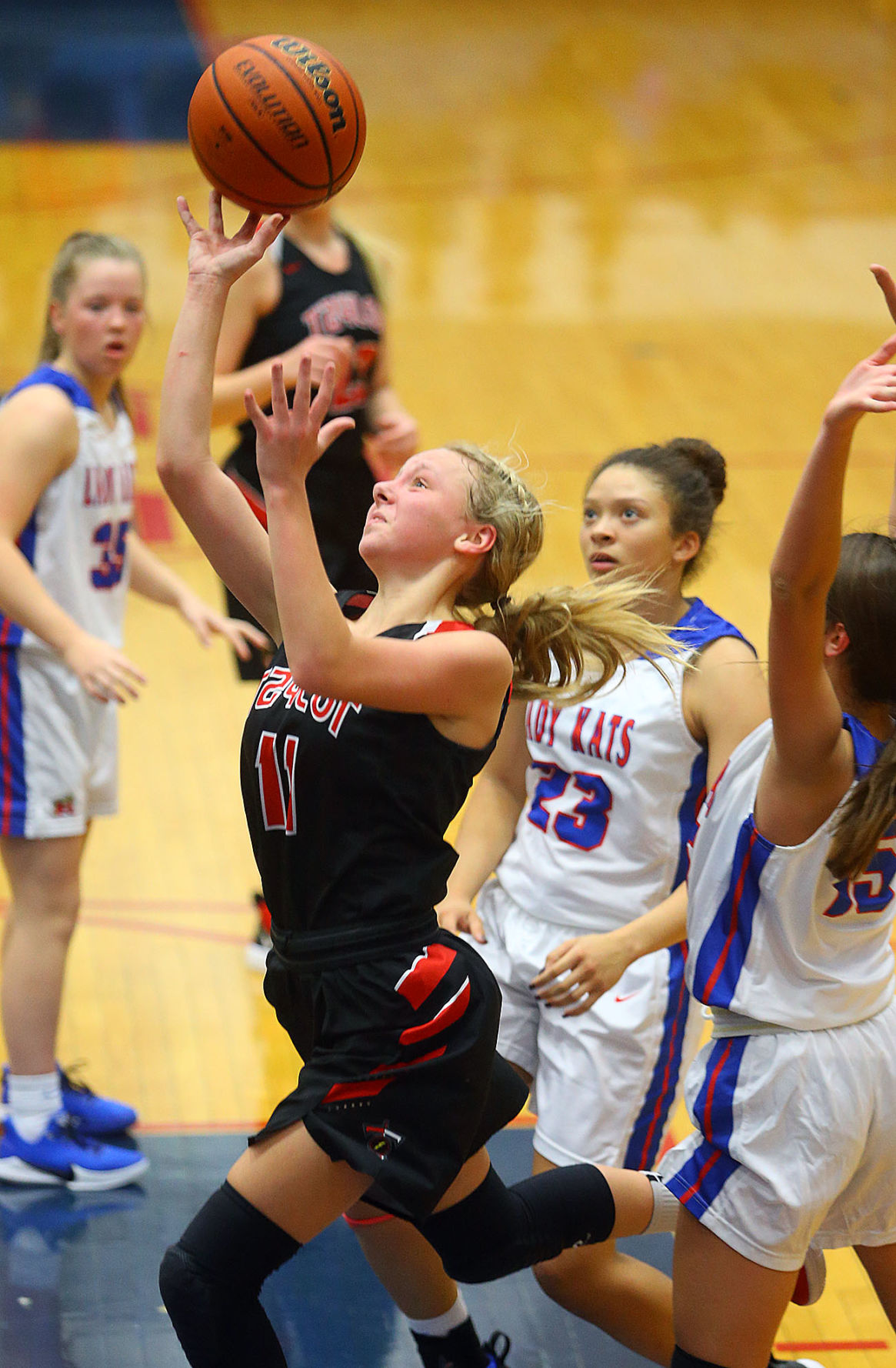 Taylor vs KHS GBB 08.jpg