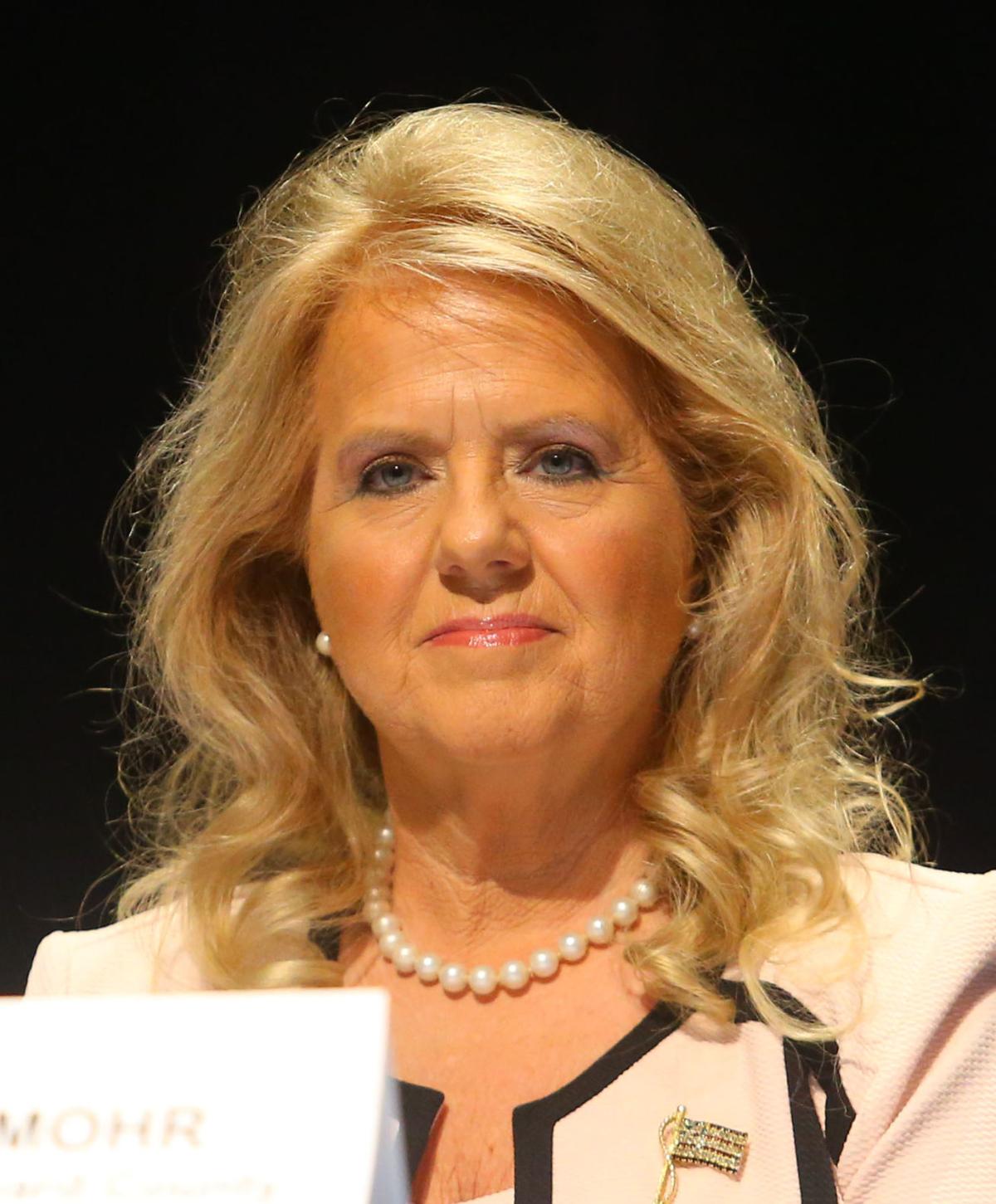 Howard County Clerk: Debbie Stewart vs Tammy Mohr 2018 Voting Guide