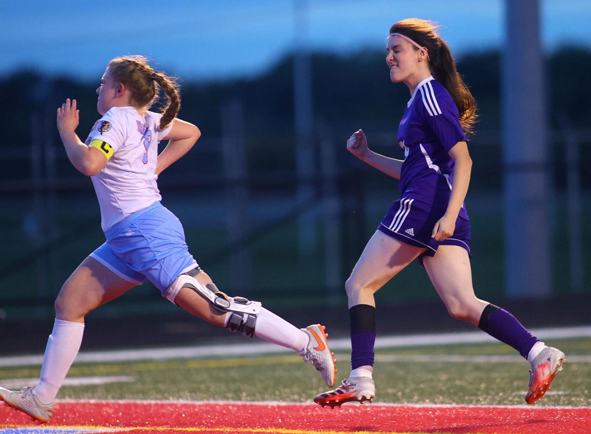 NW vs Mac girls sectional soccer 04.jpg
