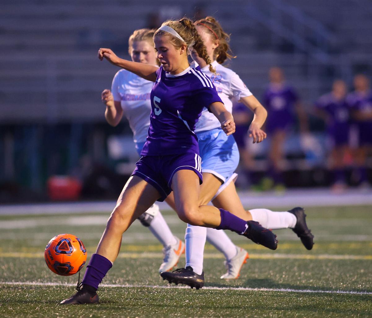 NW vs Mac girls sectional soccer 05.jpg