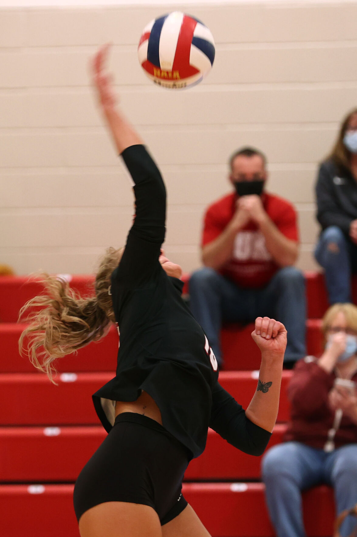 Volleyball IUK vs Aquinas 14.JPG