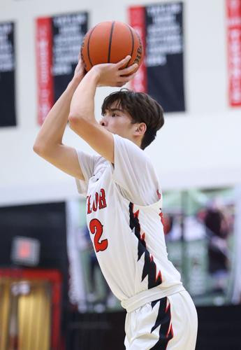 Taylor vs CC BBB 02.jpg