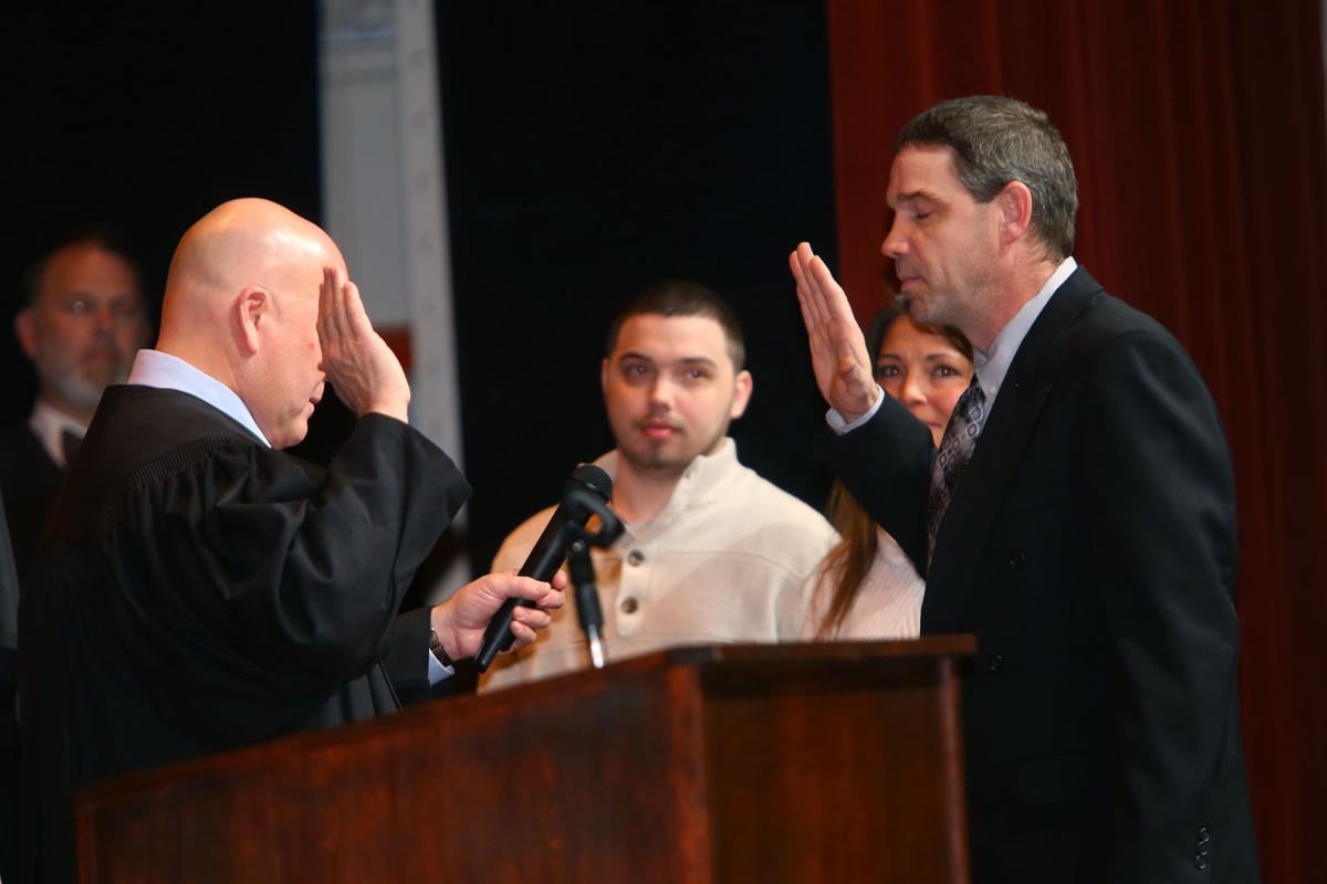 Oath of Office City Council 01.JPG