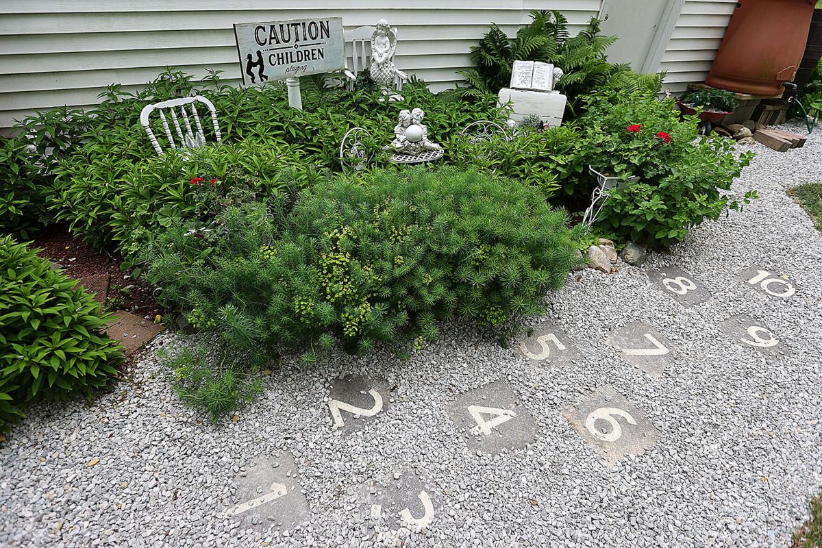 Garden Stroll 20.jpg
