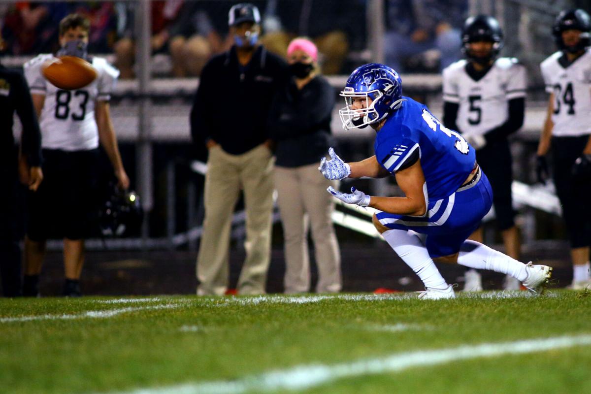Sec FB - Tipton vs Lapel 02.JPG