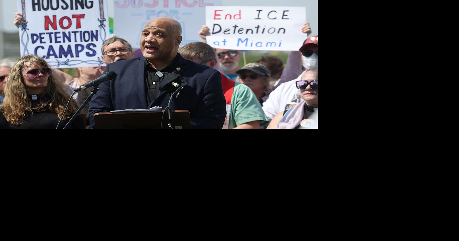Congressman calls for an end to ICE detention at Miami Correctional ...