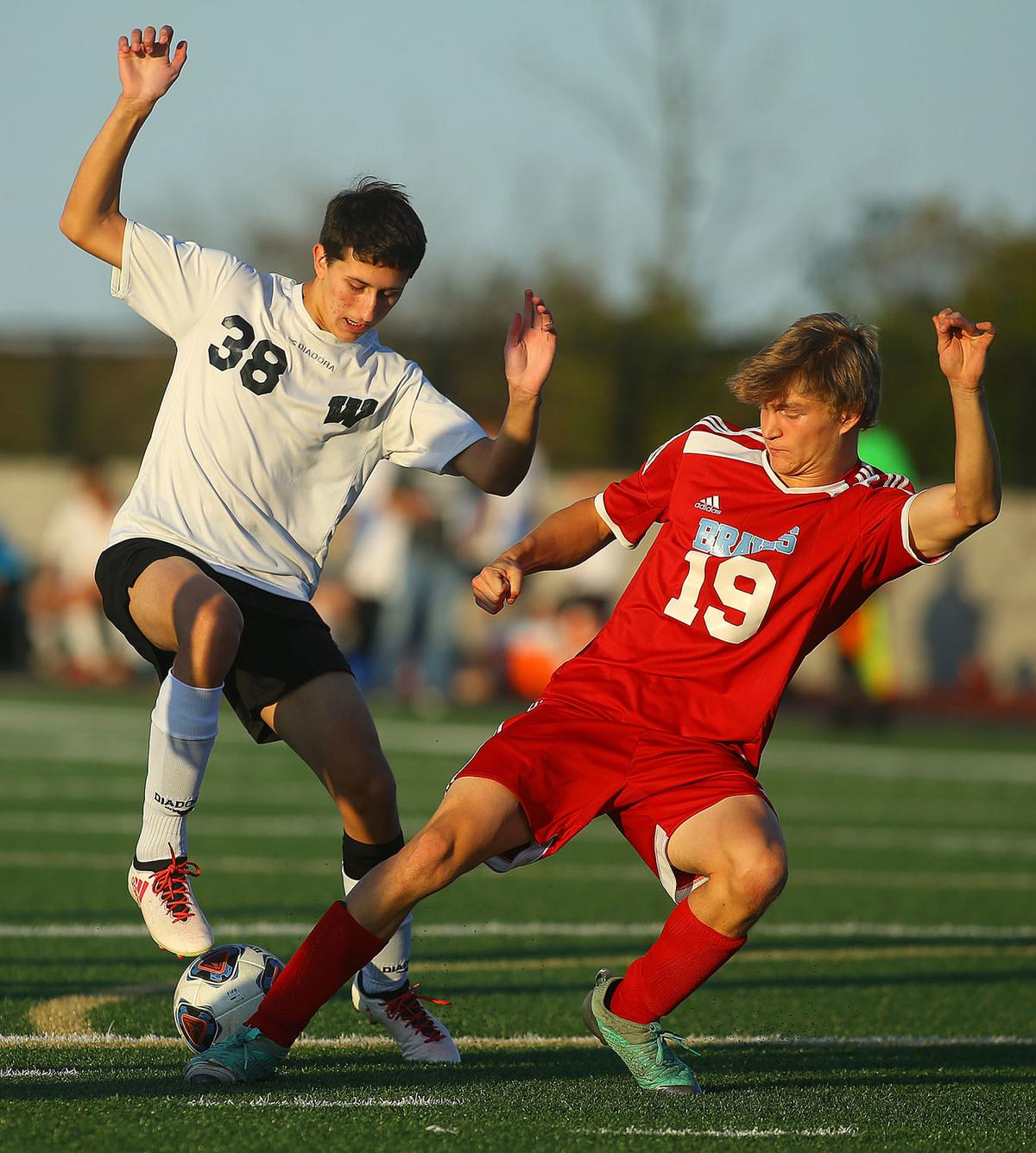 WHS vs Mac soccer 11.jpg