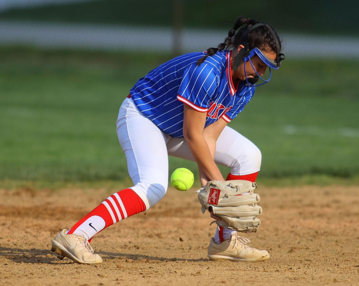 EHS vs KHS softball WEB ONLY 32.JPG