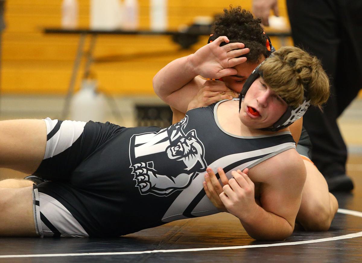 Western vs Wabash wrestling 06.jpg