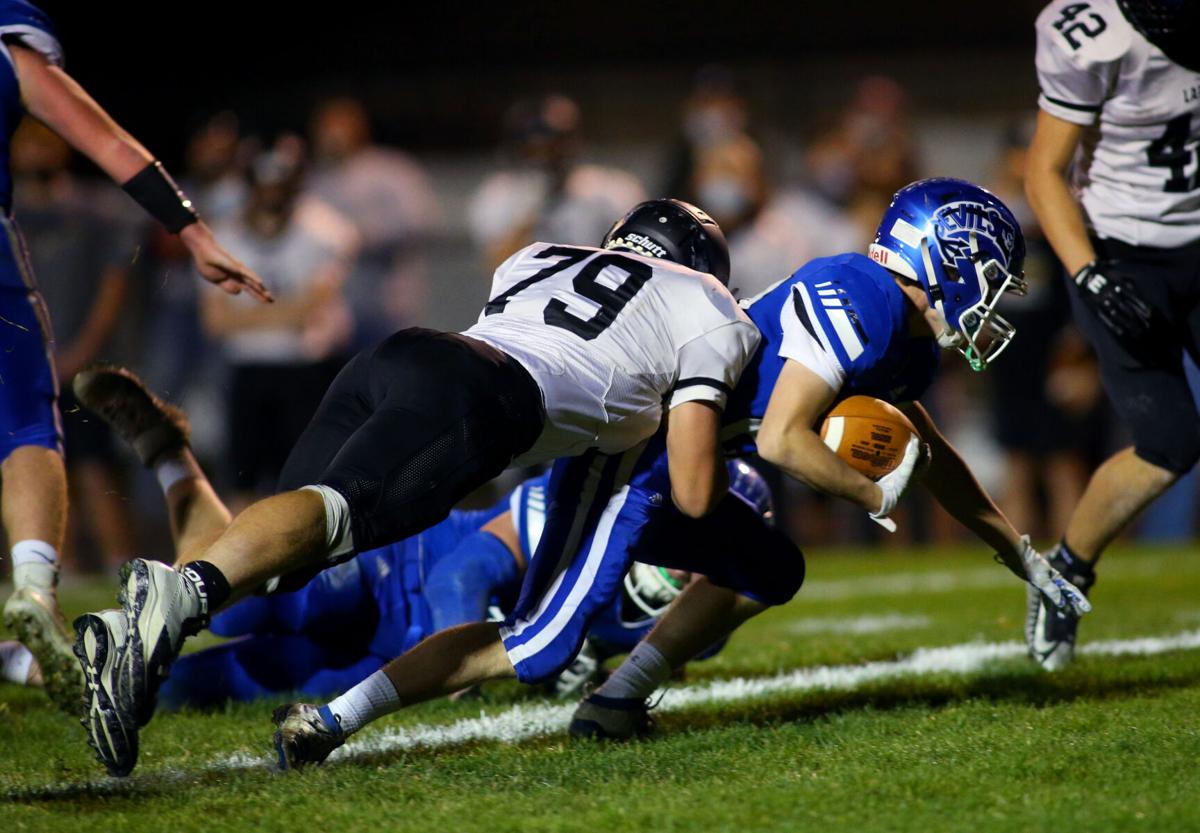 Sec FB - Tipton vs Lapel 08.JPG