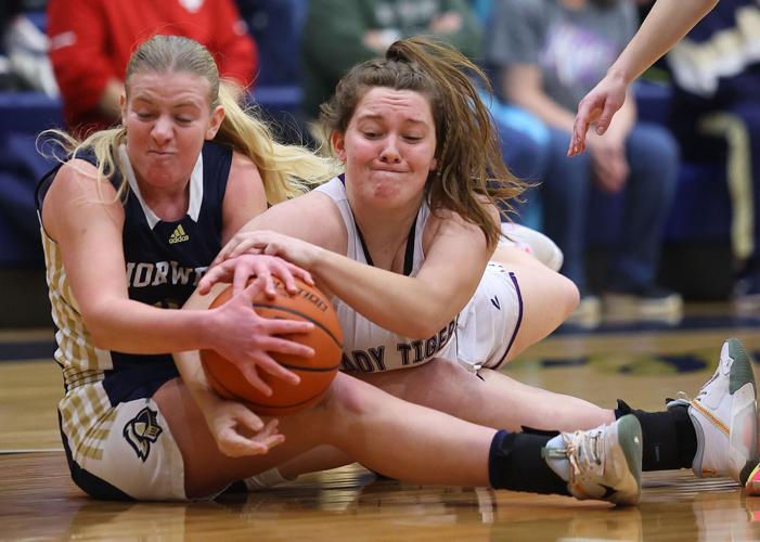 NW vs Norwell GBB sectional 02.jpg