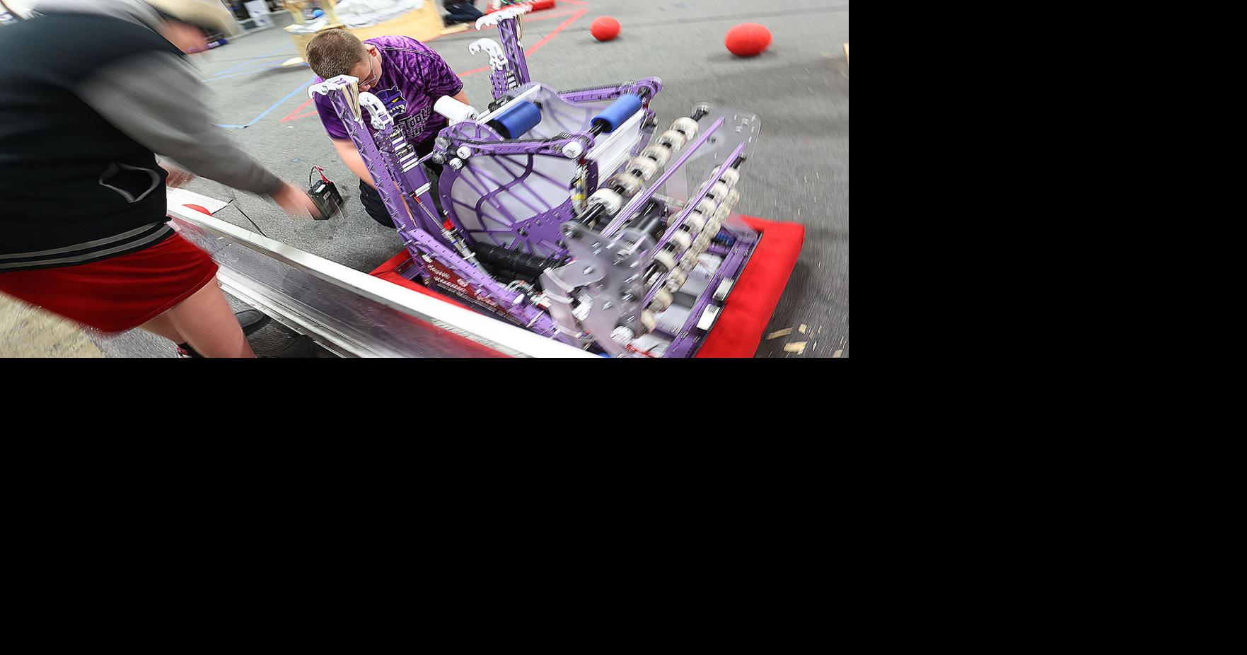 Robotics Teams Practice for State | News | kokomotribune.com
