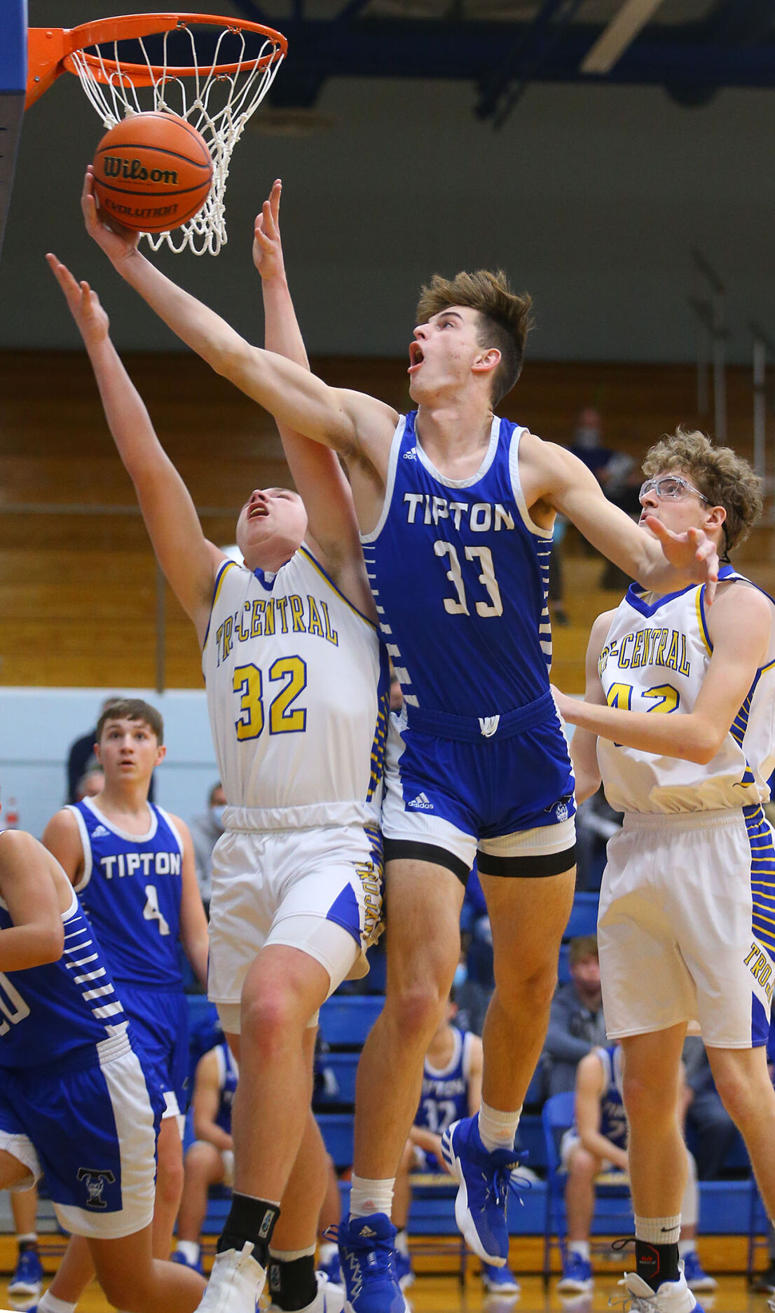 Tipton vs TC BBB 01.jpg