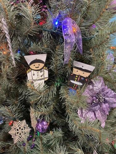 City Of Kenosha Christmas Tree Disposal 2022 Maconaquah Students Follow Century-Old Christmas Tradition | News |  Kokomotribune.com