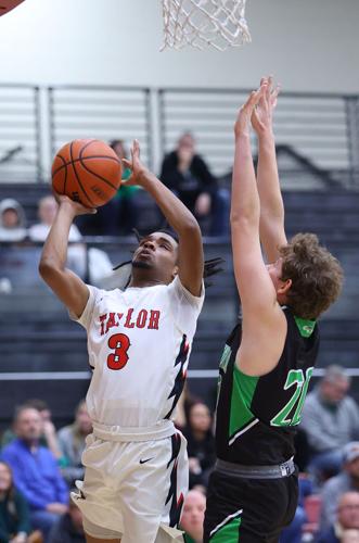 Taylor vs CC BBB 08.jpg