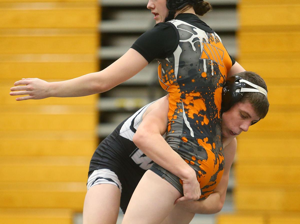 Western vs Wabash wrestling 09.jpg