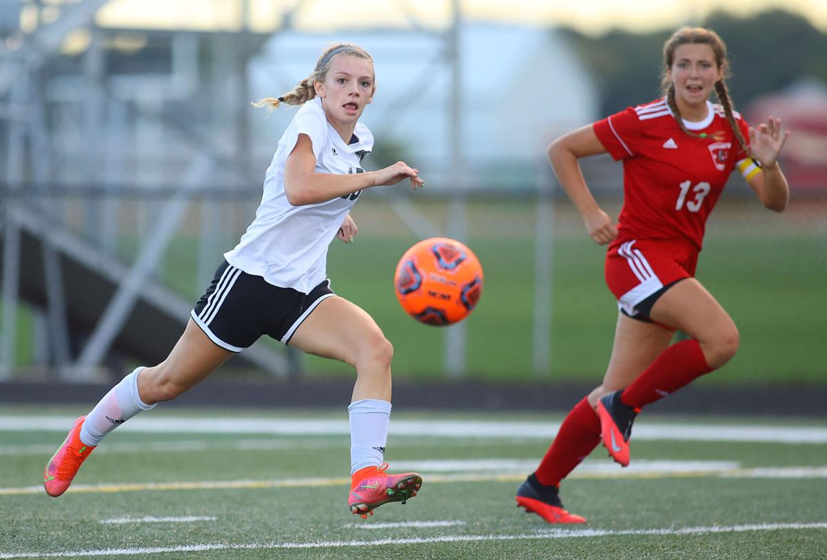 Western vs Miss girls sect soccer 15.jpg