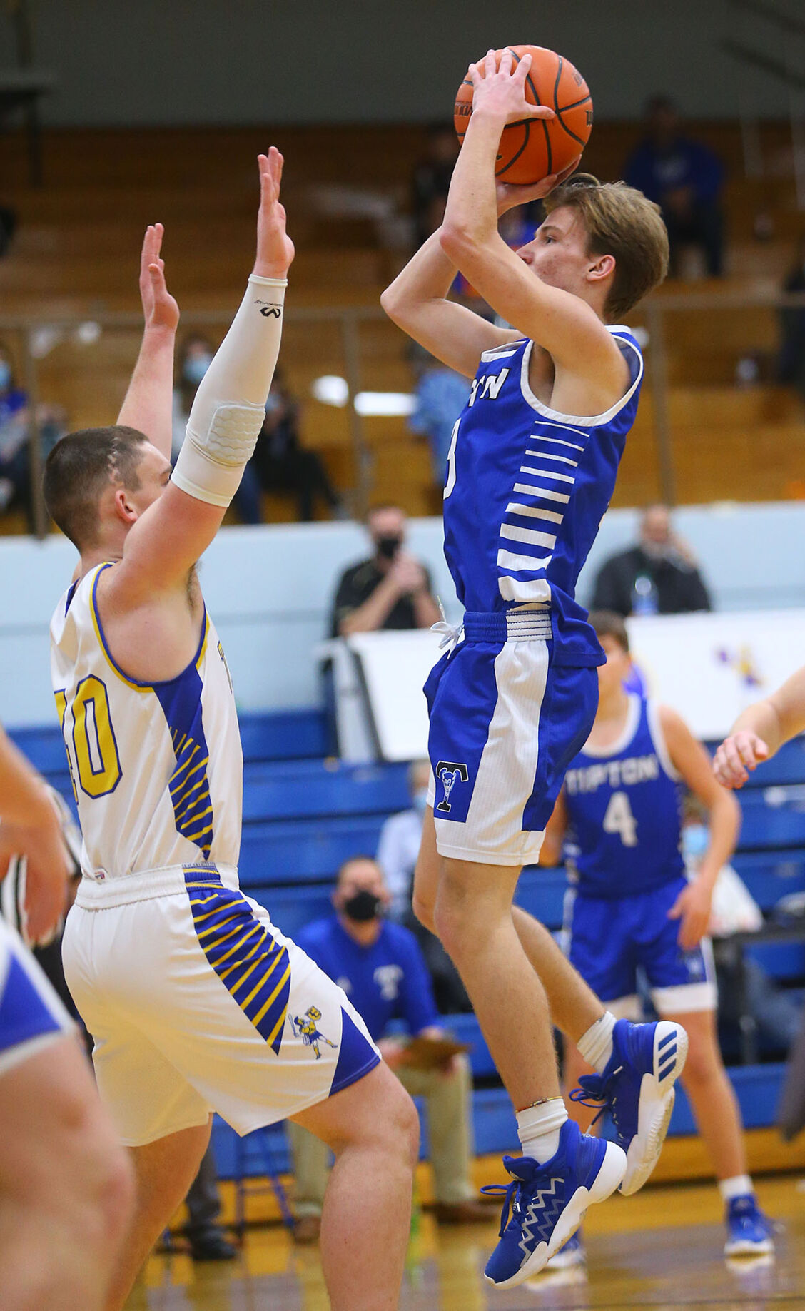 Tipton vs TC BBB 06.jpg