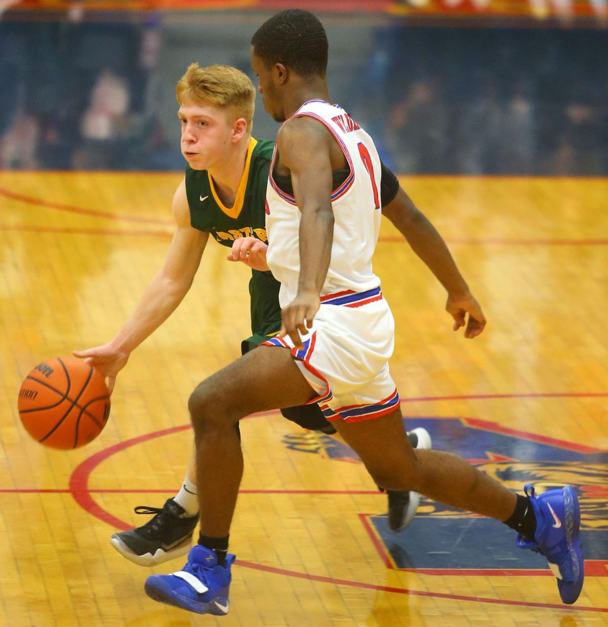 KHS vs EHS BBB Web Only 27.JPG