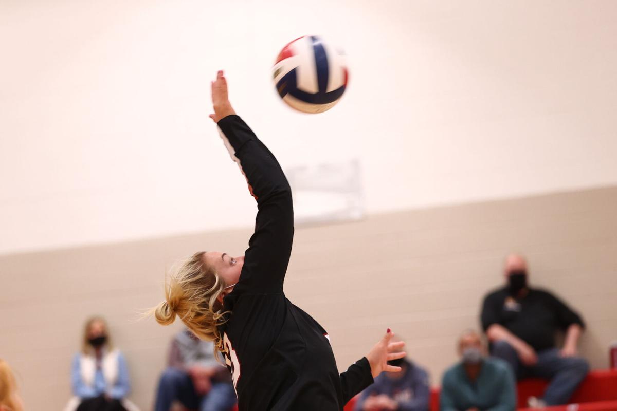 Volleyball IUK vs Aquinas 34.JPG