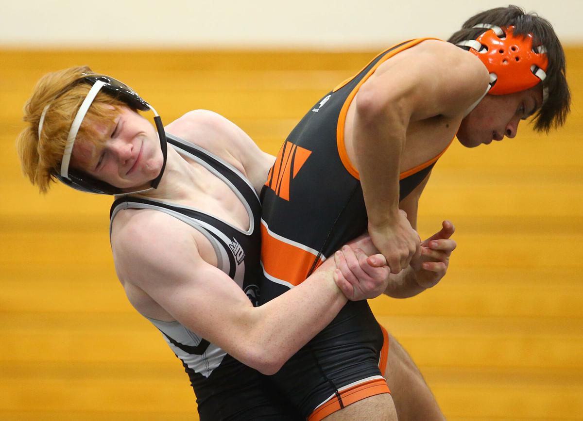 Western vs Wabash wrestling 14.jpg