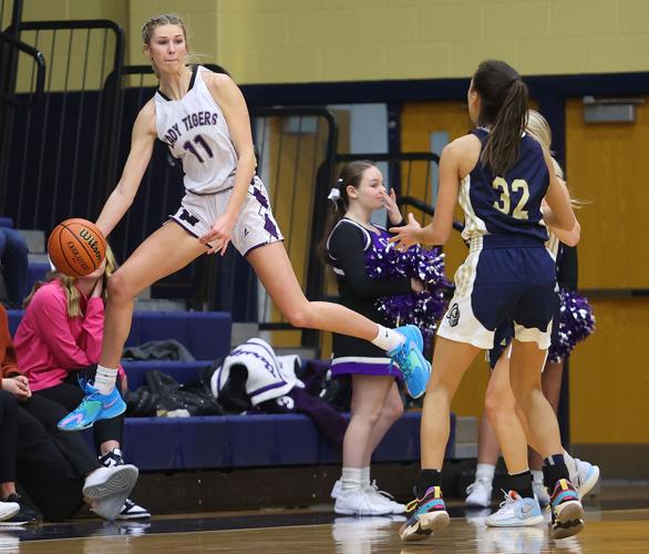 NW vs Norwell GBB sectional 07.jpg