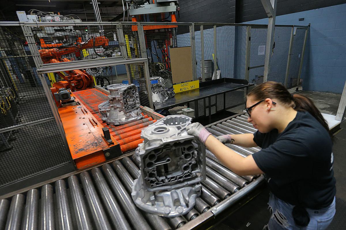 Chrysler Student Jobs Real-world experience: Students at the Crossing receive job mentoring
