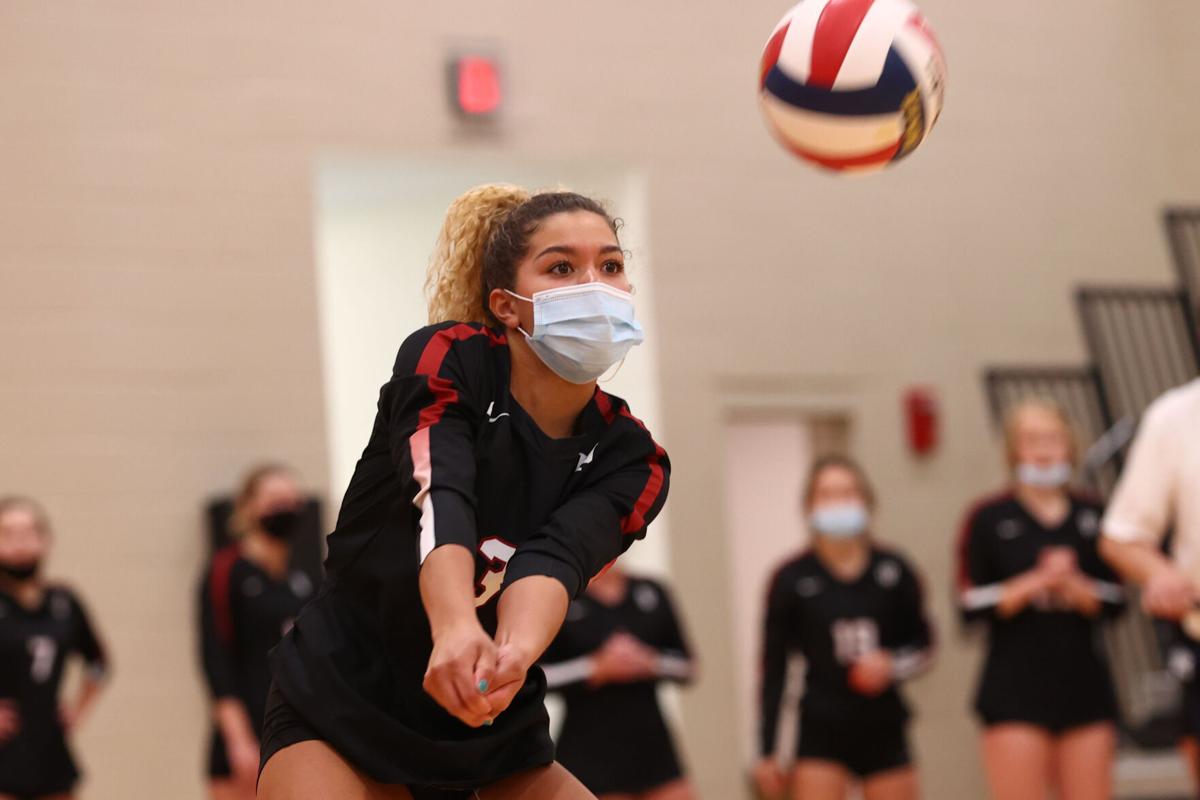 Volleyball IUK vs Aquinas 42.JPG
