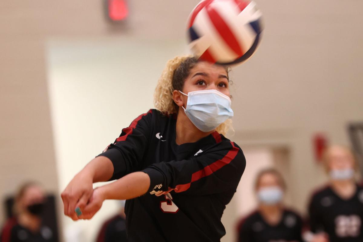 Volleyball IUK vs Aquinas 44.JPG