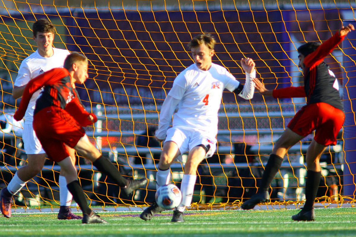 Sectional Soccer KHS vs LJ 35.JPG